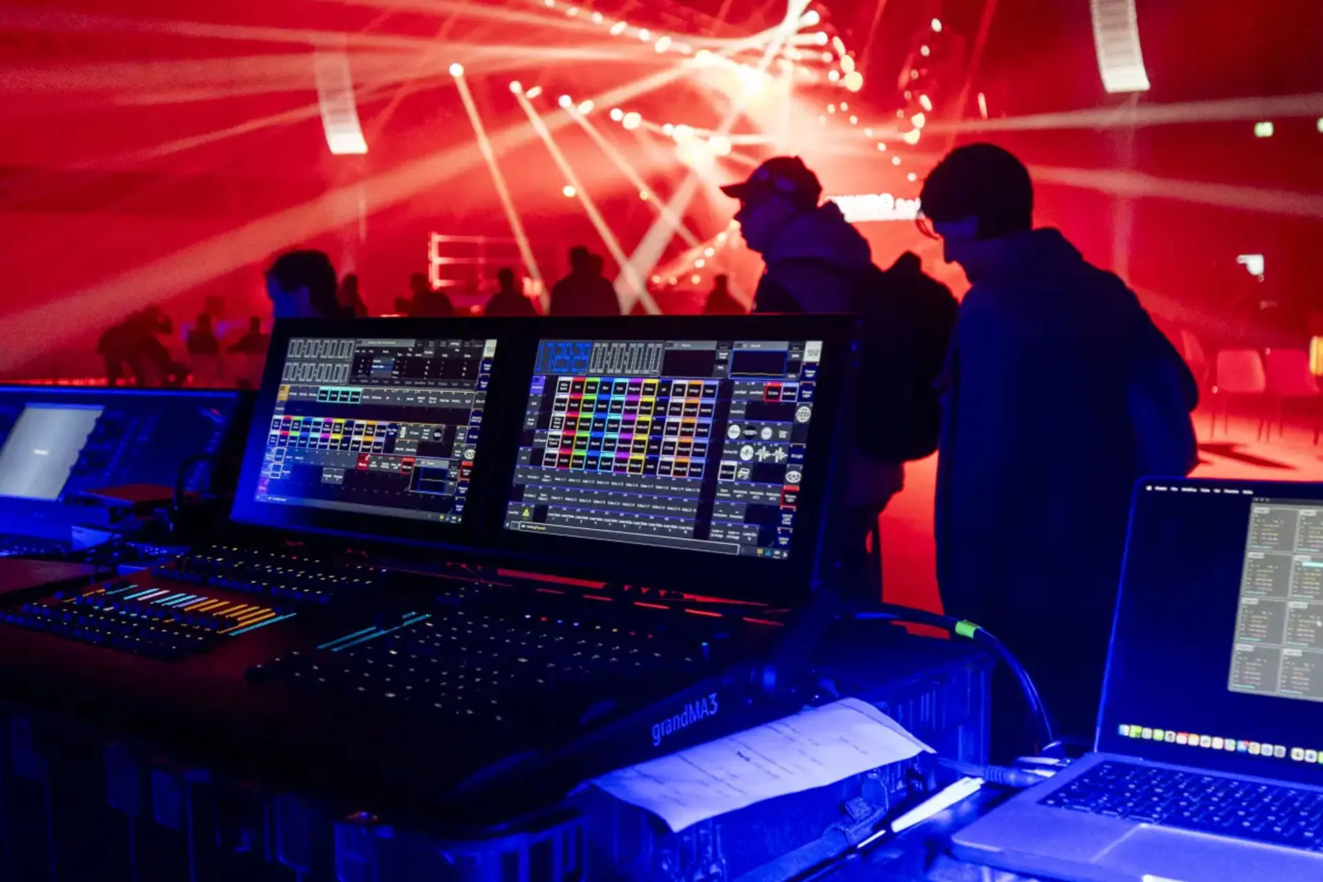 c1-console Live You Play tecnologie audio video luci spettacoli